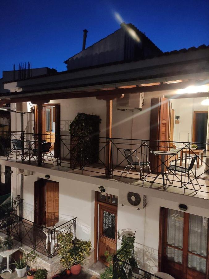 Апартаменты Mata'S House Скиатос Экстерьер фото